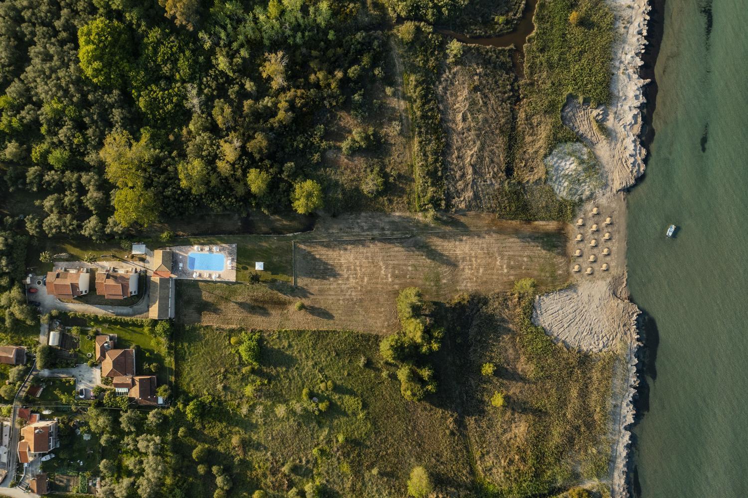 레프킴미 Parakladi Seaside Retreat 아파트 외부 사진